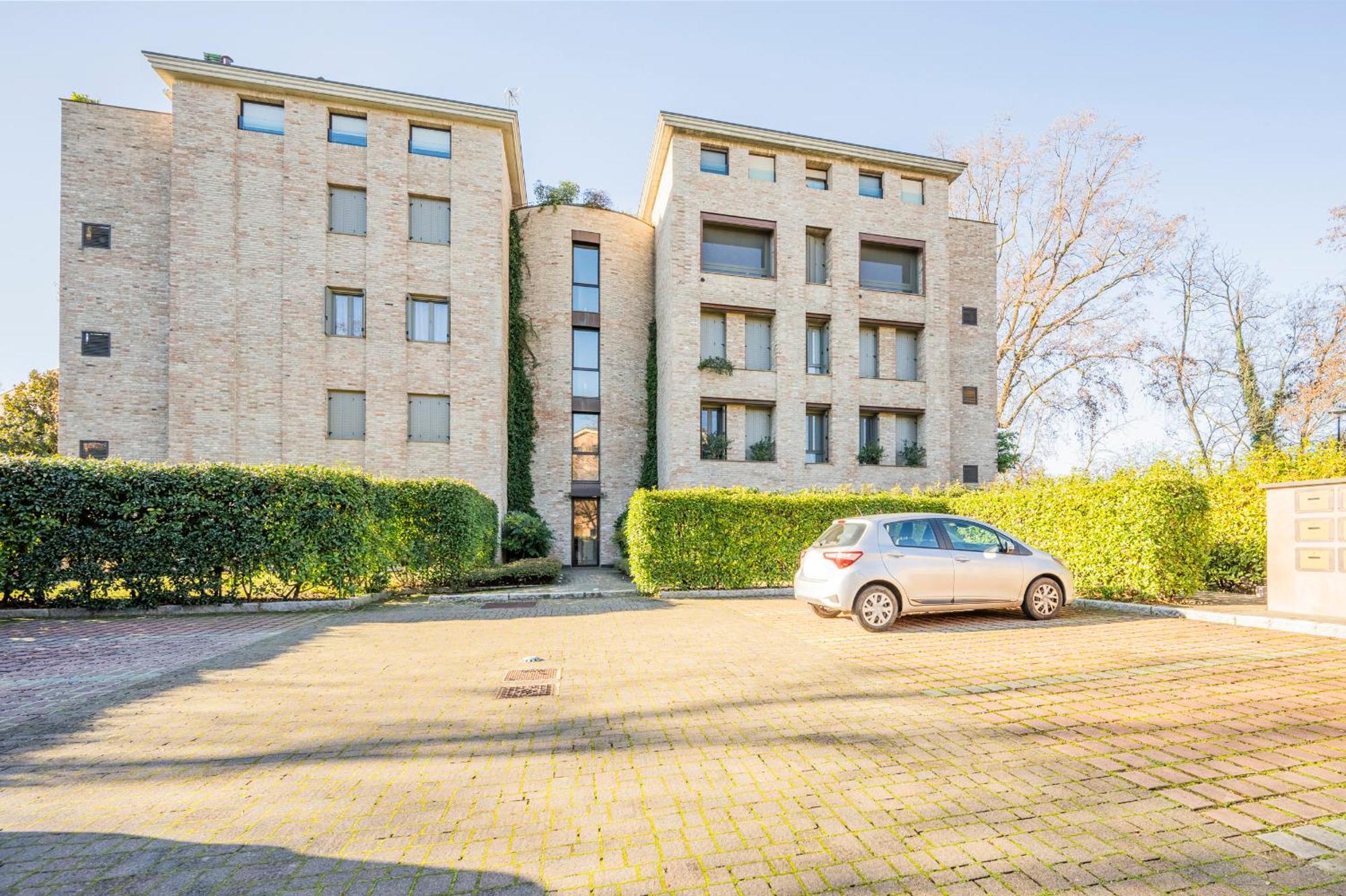 Balbi8 Apartment Parma Exterior photo